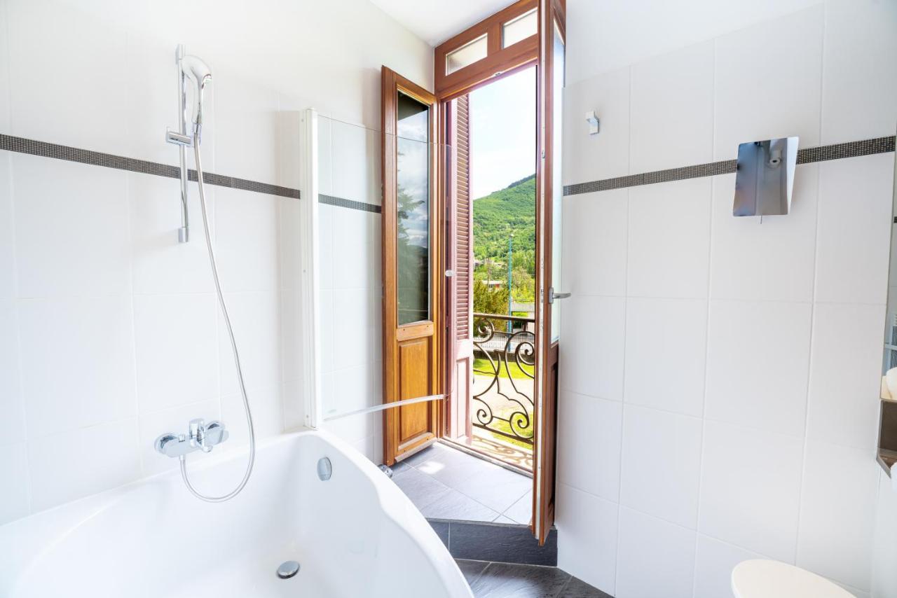 Le Manoir D'Agnes Logis Hotel Restaurant Tarascon-sur-Ariege Luaran gambar