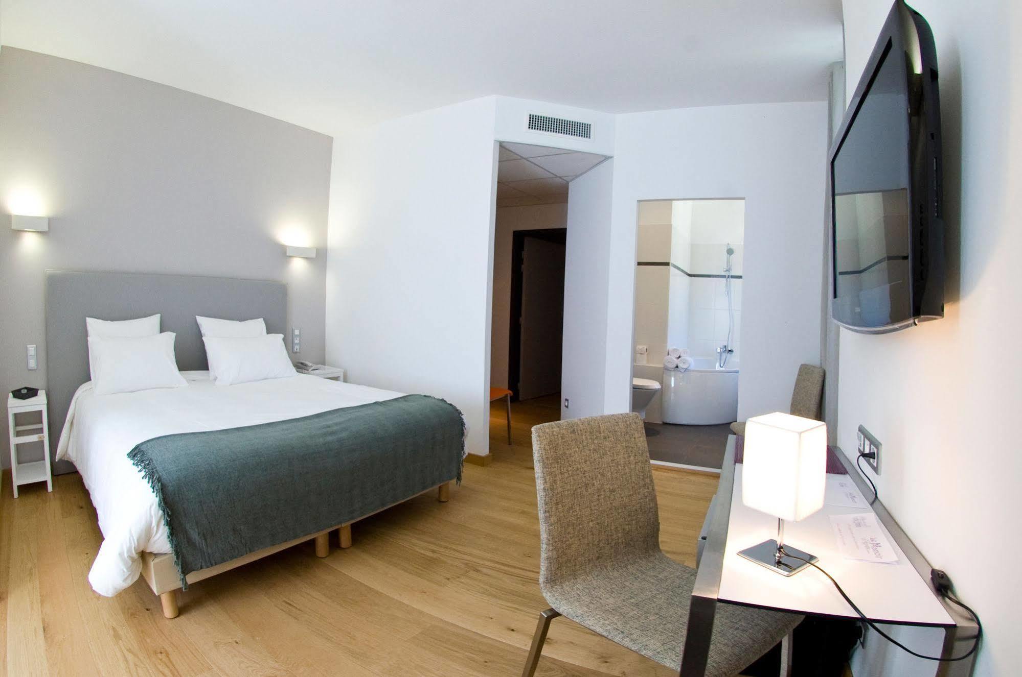 Le Manoir D'Agnes Logis Hotel Restaurant Tarascon-sur-Ariege Luaran gambar