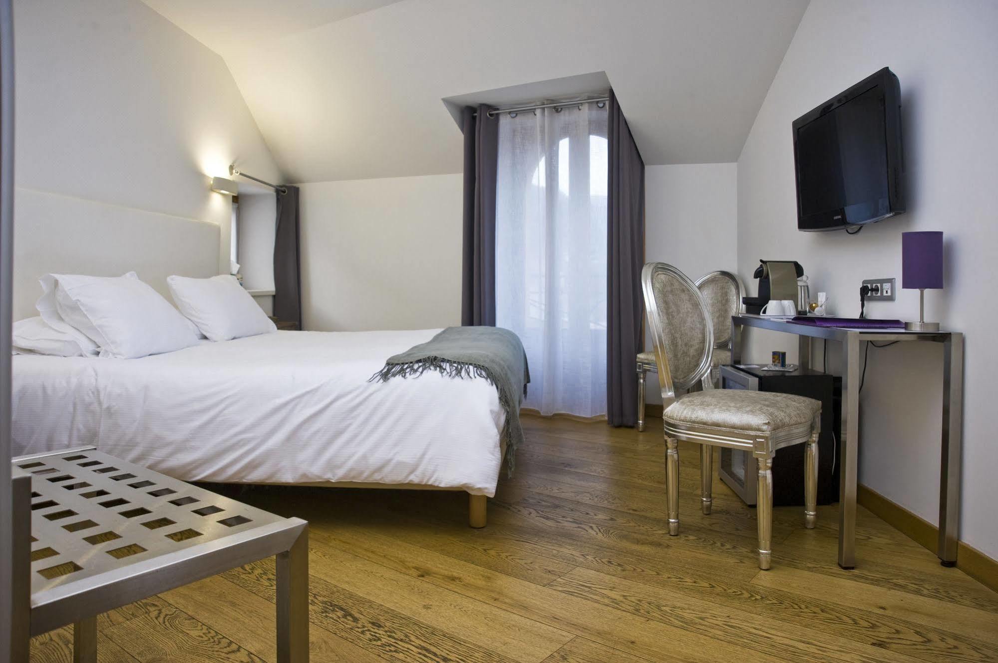 Le Manoir D'Agnes Logis Hotel Restaurant Tarascon-sur-Ariege Luaran gambar